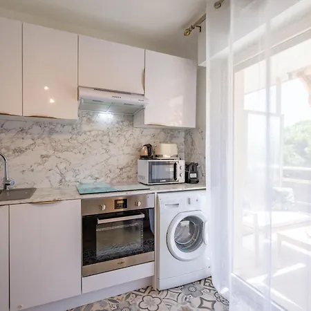 Apartment Le Riviera-2 By Interhome